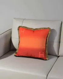 أعلى جودة Velvet Tassel Cushion Cover Soft Double H Letter Printed Pillow Cover Cover Pillowcase Home Disorative Resident Cairs 45x45cm 202307012