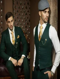 New design Custom made Green Wedding Suits Groom Tuxedos handsome Suit Formal Suits Man Groomsman suits JacketPantsVests8728031