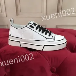 Top Hot Luxurys Designers sneaker Casual Shoe Men Women Leather Lace Up Sneakers White Black Trainers Jogging Walking