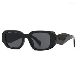 Solglasögon 2023 Oregelbunden fyrkantig Small Rectangular Men Fashion Top Brand Design Molandi Women UV400