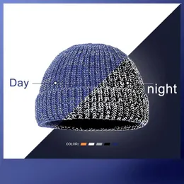 Basker vuxen natt reflekterande hösten vinter hatt mode varma stickade hattar tillbaka trucker mens mesh