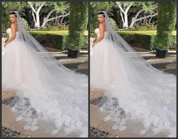 Bridal Veils Kim Kardashian New Charming White Ivory One Tiered Cathedral Bride Wedding Veil Custom 3 Meters Lace8219917