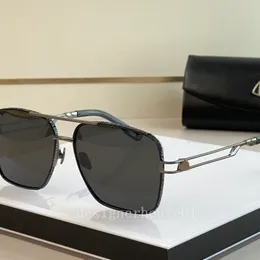 Modedesigner-Top-Herren-Boutique-Sonnenbrille aus 18 Karat Metall mit ovalem Rahmen für Männer und Frauen, Outdoor-Straßenfotografie-Sonnenbrille für Fahrer, Business-Sonnenbrille