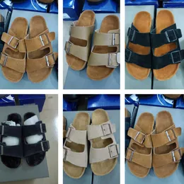 Slippers 2023 Birks Clogs Slippers Mener Men Women Beach Sandals Outdoor Arizona Gizeh Lover زوجين مخزون يتخبط