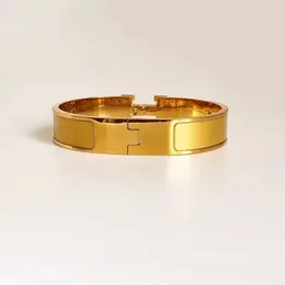 Lyxsmycken Guld Bangle Love Armband Designer smycken armband högkvalitativa modearmband för män och kvinnor rostfritt stål Silver lyxiga smycken gåvor