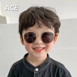 Солнцезащитные очки классические солнцезащитные очки для мальчика и девочка
