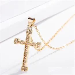 Hänge halsband 24k Gold Diamond Jesus Cross Halsband Crystal Row Kvinnor Mänsmycken kommer och sandiga släpp leveranshängen DHWR9