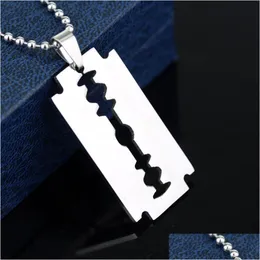 Collares pendientes Personalidad Sier Color Punk Blade Tag Trendy Mens Razor Necklace Male Shaver Shape Ornament Venta al por mayor Drop Deliver Dht5Q