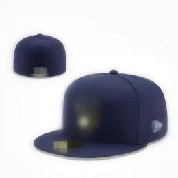 Mode Milwaukees Brewerss monterade mössor Hip Hop Size Hats Baseball Caps Vuxen platt topp för män Kvinnor Fullt stängt H8-6.7