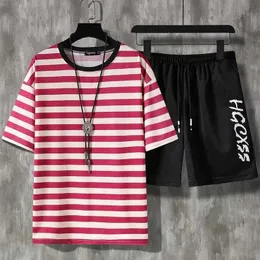 Men's Tracksuits Korean summer suit T-shirt+shorts thin short sleeved top paired with bottom fashionable men's beach clothing 2-piece set P230605