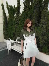 Podstawowe sukienki zwykłe projektant 2023 Summer Nowy styl mody Wytrzymał Mankiet Mankiet Krótkie rękaw