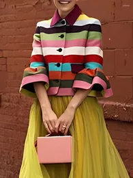 Damenjacken Yeezzi Weibliche Vintage ausgestellte Ärmel mehrfarbig gestreift Revers Elegant 2023 Frühling Geburtstag Party Oberbekleidung für Frauen