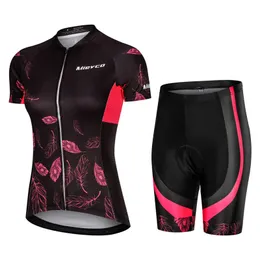 Езда на велосипеде Джерси устанавливает Pro Women Set MTB Bike Clothing Женская гоночная одежда для велосипедной одежды Ropa Ciclismo Girl Cycle Ношение Bib Short Pant Pad 230605