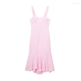 カジュアルドレスYenkye2023女性Ruffle Frayed Simmmetric Hem Pink Tweed Dress Vintage Sweetheart Neck Wide Straps女性パーティーMidi