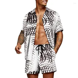 Tute da uomo 2023 Summer Fashion Graphic Print Mens Two Piece Beach Sets Camicia e pantaloncini larghi casuali da uomo per il tempo libero Streetwear