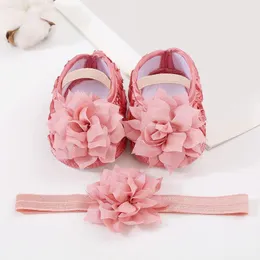 First Walkers Spring Infant Neonate Scarpe Born Pizzo Fiori Fascia antiscivolo Suola morbida Battesimo in cotone per bambini