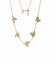 2021 Fashion Exquisite Diamond Four Leaf Clover Butterfly Pendant Crystals Clavicle Chain Necklace 18K Gold for Van WomenGirls We3645803