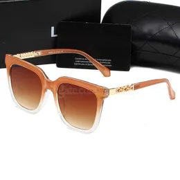 Designer Sunglasses Hot For Women and Man Fashion Model Special UV 400 Protection Letter Big Leg Double Beam Frame Outdoor Brands Design Alloy Diamond Sunglasses