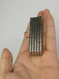 100PC runder Mini-Neodym-Magnet D53mm Büro Kühlschrank Handwerk DIY Magnet Edelstahl Handwerk langlebiger Magnet für Multi u3902437