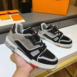 DHgate.com:Designer Viton Sneakers: Luxury Triple White