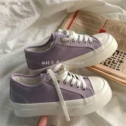 Sneakers damskie buty sportowe platforma biegowa sprężyna płaska swobodny koszyk tenisowy vulcanize lolita kawaii trenerzy anime Canvas L230518