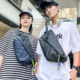 Красивая и текстурированная молодежная сумка по кроссовым мешкам женская сумка для груди спортивные модные бренд рюкзак хип-хоп женский корейская версия уличной тренды сумки для плеча