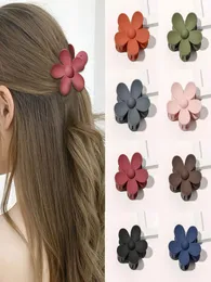 Autumn Small Flower Shaped Hair Clips for Women Plastic Hairpins Hair Accessories for Kids Frosted Crab Hair Claw Clip Barrette7648967