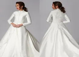 2020 Modest Muslim A Line Wedding Dresses Long Sleeves Satin Appliques High Neck Country Bridal Gowns Sweep Train Bohemian Wedding2421748