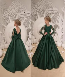 2022 Green Flower Girl Dresses Jewel Neck Ball Gown Lace Appliques Beads With Bow Kids Girls Pageant Dress Sweep Train Birthday Go3413355