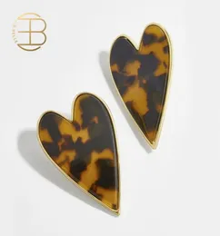 2020 New Lady039s Vintage Leopard Acetic Acrylic Heart Stud Earring Fashion Acrylic Statement Earrings For Women Accessories5209636