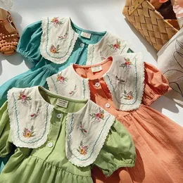 Girl's Dresses Vintage Rustic Floral Embroidered Girls' Dress New Children's Turn-Down Collar Cotton Short-Sleeved Summer WT840