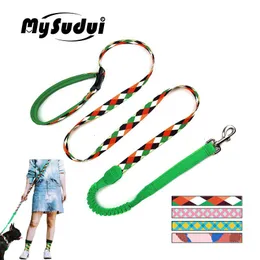 Leases Soft Dog Leash Running Hands Free Elastic Reflective Training Pet Bungee Lead koppel för hundar utdragbara starka leder husdjur kopplar