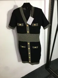 2023 Tasarımcı Yaz Elbise Yüksek Kaliteli Sosyalite Stil Örme V Yaka Kısa Kollu Sargı Kalça Yüksek Bel Elbise Tasarımcı Klasik Desss