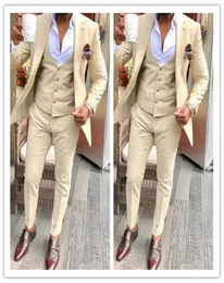 Beige Groom Tuxedos Wedding Suits Groomsmen Man For Young Man Prom Coupple Day Suits JacketPantsVest Custom made Plus siz8106744