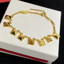 Modisches Armband, Designer-Armband, Schmuckschatulle, Geburtstagsgeschenkbox, Jahrestag, Gedenkschmuck, modische Atmosphäre, Geschenkbox, Hochzeitsfeier, Schmuckgeschenke