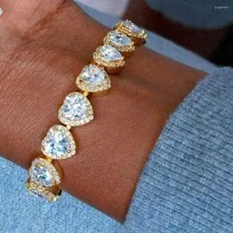 Charm Armband Trendiga lyx Iced Out Rhinestone Heart Tennis Chain Armband för kvinnor som bling Crystal Cuban Link Wedding Jewelry