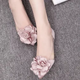 Spring Flat Buty Buty Mokasyna Tranrzysta kwiat Balerina Balerina Panie Kobieta spiczaste palce na płytkie obuwie,