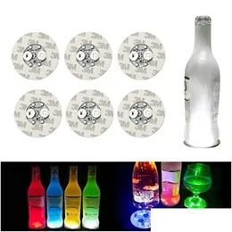 Novelbelysning 6 cm Glow Coasters Light 4 LED -klistermärken Bottlampan blinkande LED -lampor till jul Xmas Nightclub Bar Party Vase Dhmth