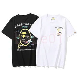 Bape Mens Designer Moda T Shirt Mans Baskı Günlük Kısa Kollu Yaz Tişörtlü Çiftler Tees Asya Boyut M-2XL
