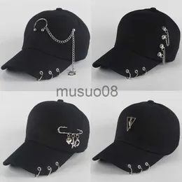 Boll Caps Fashion Hip Hop Cotton Baseball Cap Creative Piercing Ring Caps Punk Vuxen Casual Solid Justerbar unisex hatt Snapback Hats J2306