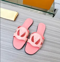Женские дизайнерские дизайнерские тапочки Isola Flat Mule Slipes Slides Slides Signature Fashion Soft Colfsiel