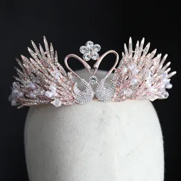 Biżuteria do włosów ślubnych Vintage Swan Crown Crystal Kobiety Baroque Tiaras and Crowns Queen Princess Diadem na konkurs ornament 230609