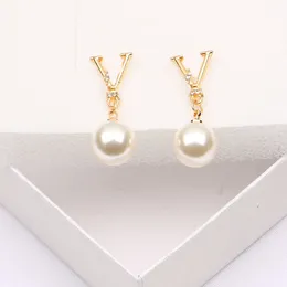 18 Karat vergoldete Designer-Marken-Ohrringe, Designer-Bolzen-Ohrstecker für Damen, Mädchen, modische Perlenohrringe, Hochzeit, Party, hochwertiger Schmuck