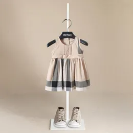 Flickans klänningar märke barnkläder grossist randig prinsessa kjol baby hängdjol 1-5 år gammal sommar härlig tjejklänning 230608
