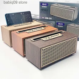 Portabla högtalare XM5 Ny trådlös Bluetooth -högtalare Desktop Wood Radio Mini Portable Card Insert Mini Sound System T230609