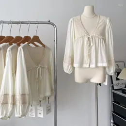 Bluzki damskie Lauri Laki Lace Up Blouse V-dół Blouse Kobiety Seksowna biała koszula z długim rękawem Summer 2023