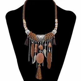 Pendant Necklaces Idealway Handmade Ethnic Blue Brown Feather Pendant Leather Chain Necklaces for Women Bohemian Party Anniversary Tribal Jewelry 230608