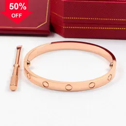 Kvinnliga armbandilver armband snap smycken diy pläterad noosa design mode