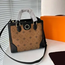 2023 New One Shoulder Bags luxurys designers womens handbag purse flower Handbags ladies Casual tote Genuine Leather fashion versatile