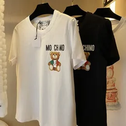 Moschino ロゴ Tシャツ | ブラック | FARFETCH JP